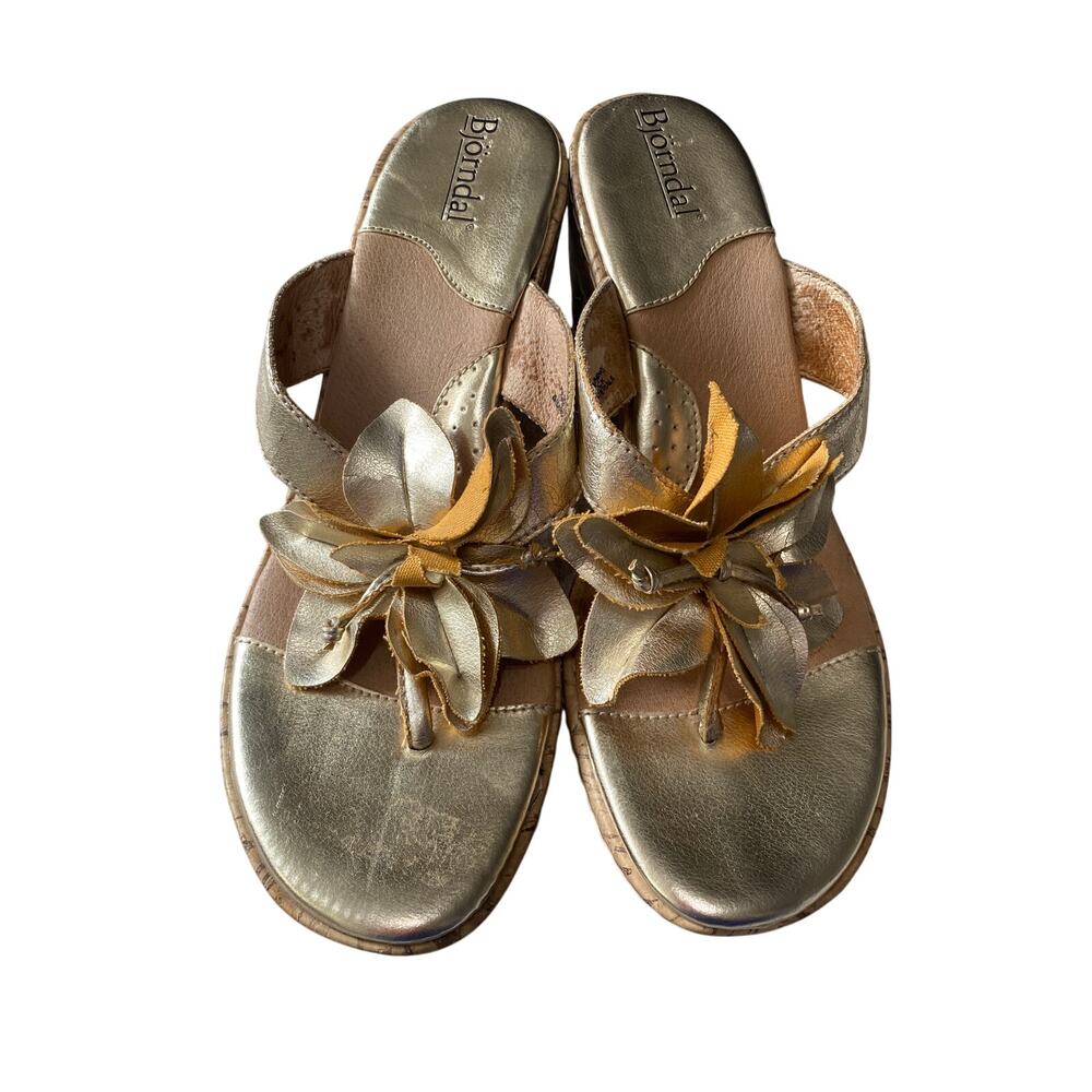 Björndal Gold Metallic Cork Wedge Sandals Flower Thong Heels Size 10
